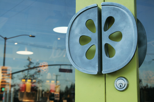 Lemonade-Door-Handle hi-res