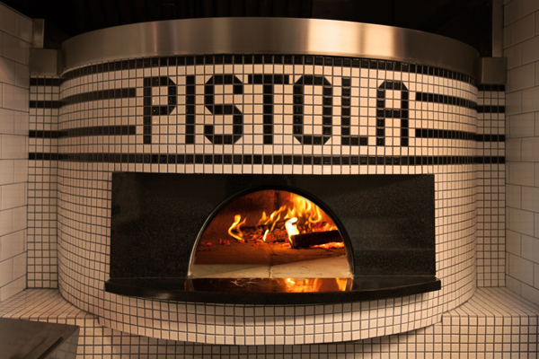 Pistola wood-burning oven