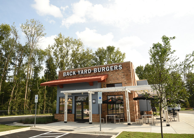 Back Yard Burgers’ New Prototype Offers Outdoor Vibe