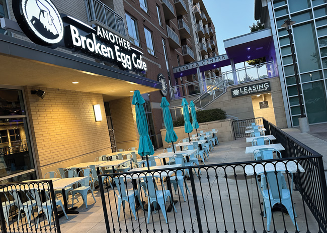 Another Broken Egg Cafe, based in Orlando, Fla., has 97 locations in 16 states, and adds outdoor areas whenever it can, boosting seating capacity by 10% to 30%. Image courtesy of Another Broken Egg