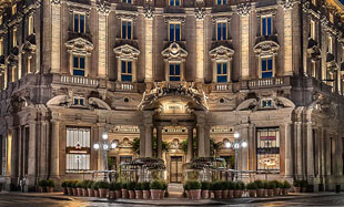 Starbucks Reserve Roastery Opens in Italy